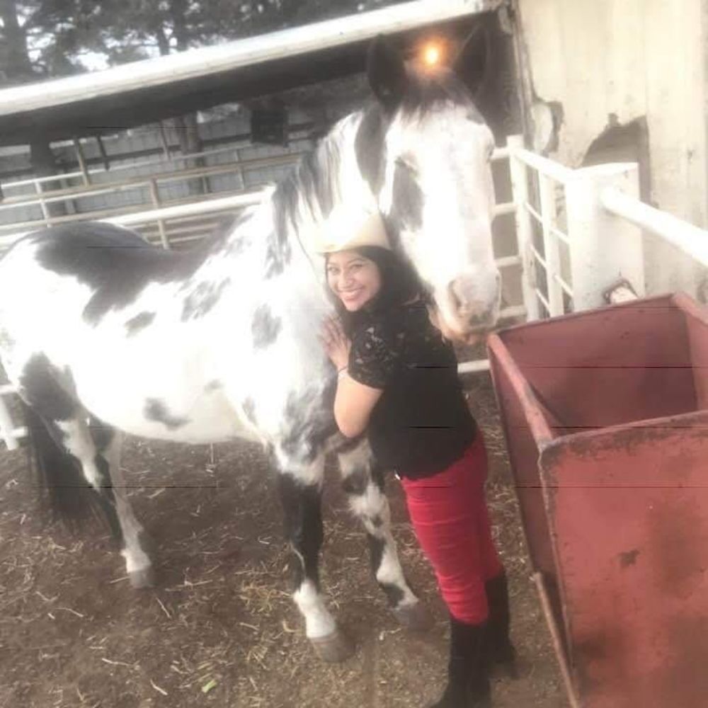 Meet your Posher, Monica